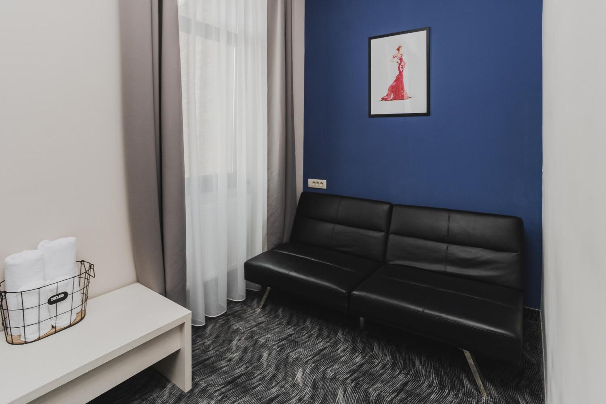 Caro Boutique Hotel Oradea Exterior photo